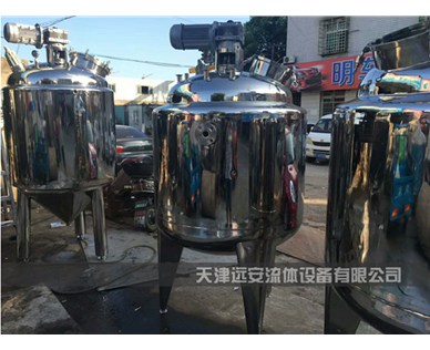 防腐儲罐是一種采用新的鋼塑復(fù)合工藝技術(shù)